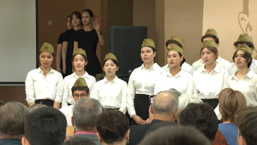 Алматылық оқушылар Жеңіс күніне орай ерекше шара өткізді