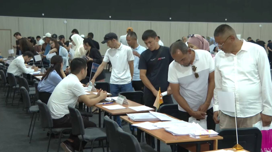 Атырауда еңбек жәрмеңкесі өтті