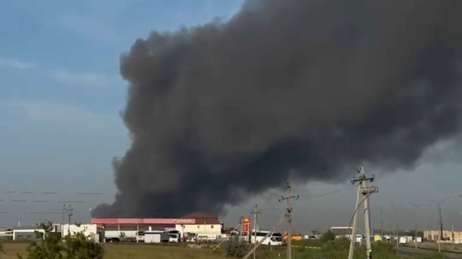 Астанада сауда орталығы өртенді