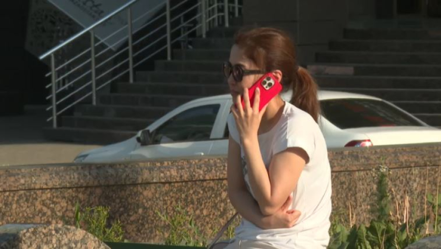 Нелегальные смартфоны начали блокировать в Казахстане