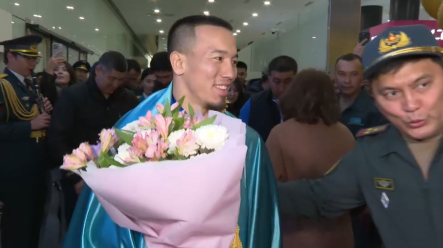 Айдос Сұлтанғали елге оралды