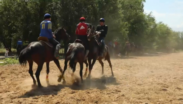 Национальная сборная по кокпару готовится к Играм кочевников