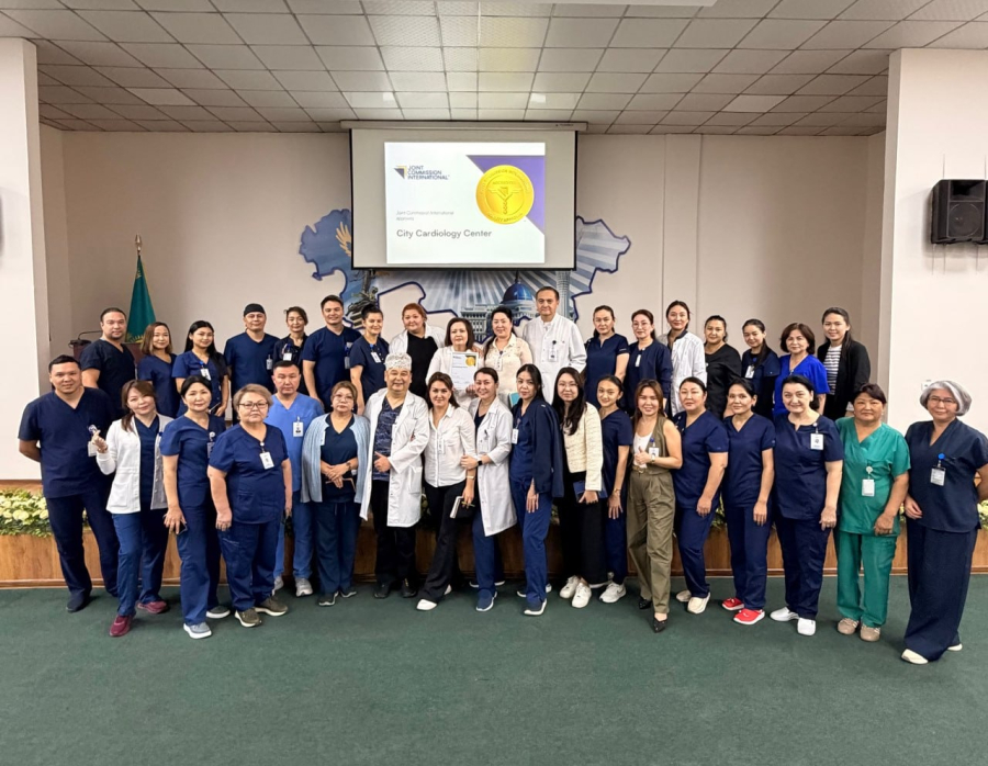 Кардиоцентр Алматы первым среди городских клиник получил аккредитацию JCI