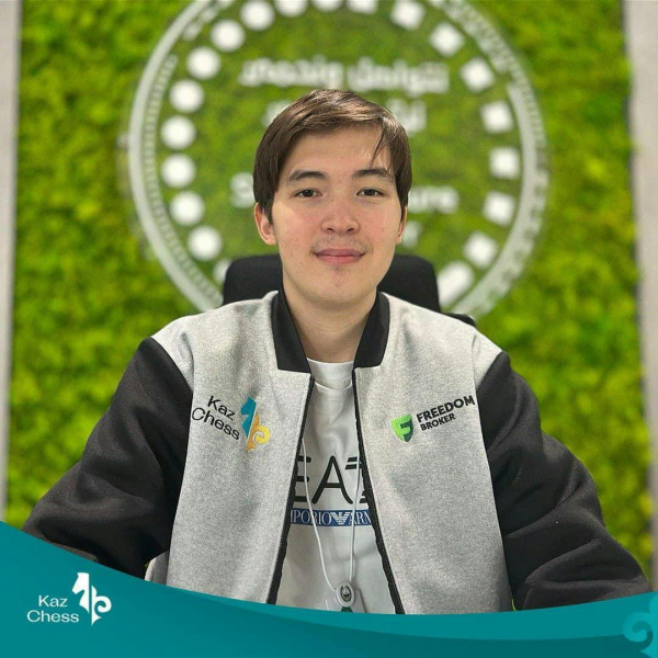 Глава государства поздравил победителя Чемпионата мира по шахматам среди молодежи