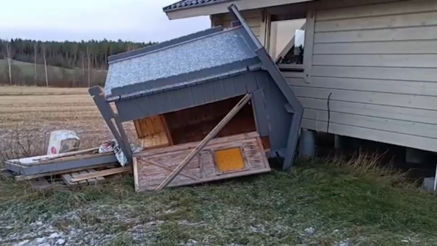 Шторм обесточил 160 тысяч домов в Финляндии