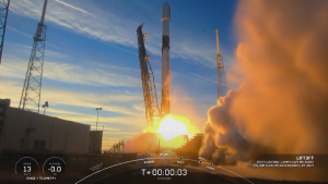SpaceX запустила ракету-носитель с 21 спутником Starlink