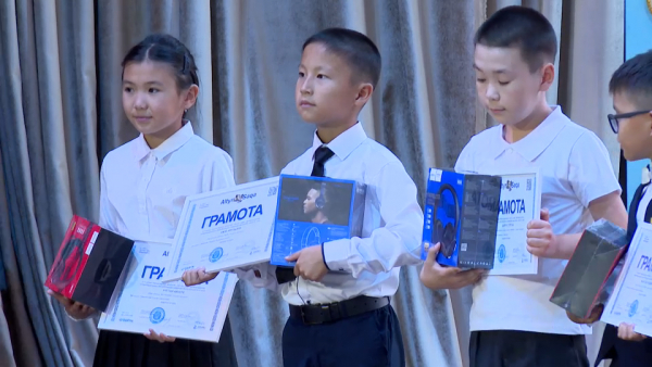 Победителей олимпиады «Алтын сақа» собрали в Астане