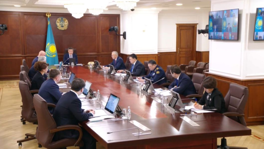 Бектенов поручил усилить разъяснительную работу по проекту новой Конституции