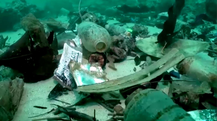 Пхукет қоқыстан көз ашпай тұр