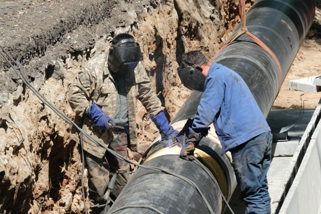 Старый трубопровод в Алматы реконструируют впервые за 42 года
