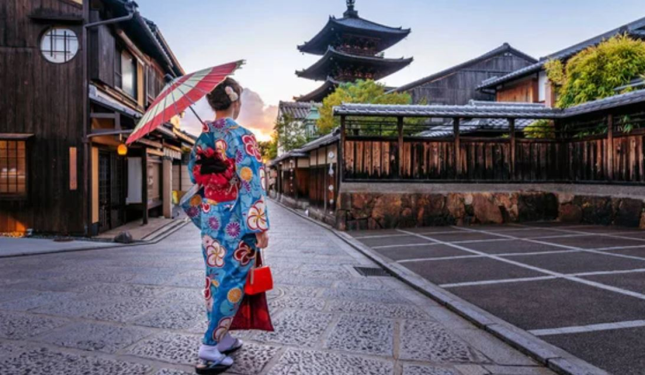 Численность населения Японии сократилась более чем на 900 тысяч человек