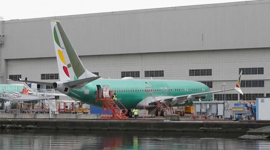 Акции Boeing упали после авиакатастрофы в Индии