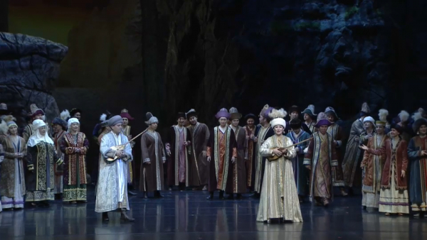 Праздник весны и обновления отпраздновали на сцене «Астана Опера»
