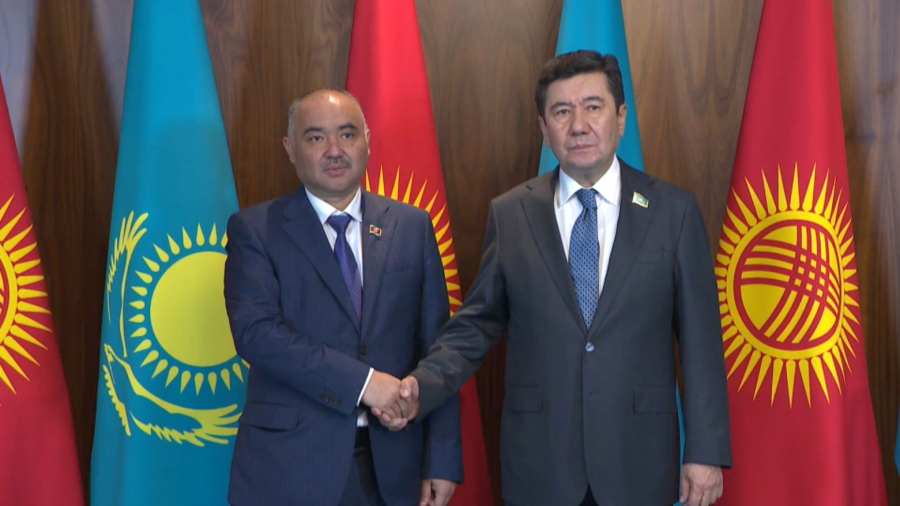 Қазақстан-Қырғызстан парламентаралық ынтымақтастық кеңесінің отырысы өтті
