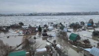 Паводки в России: вода продолжает прибывать