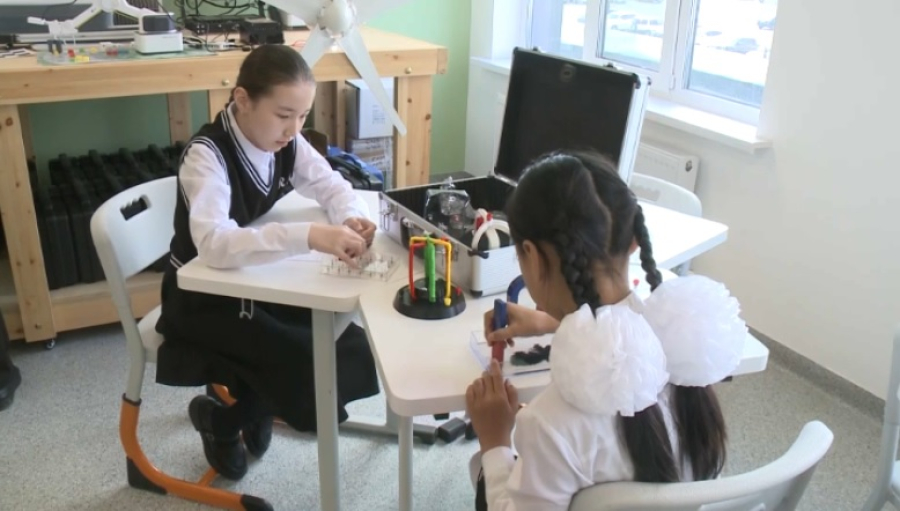 12 комфортных школ возводят в Актюбинской области