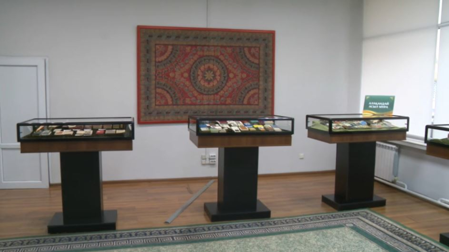 Алматыда бірегей кітап көрмесі ашылды