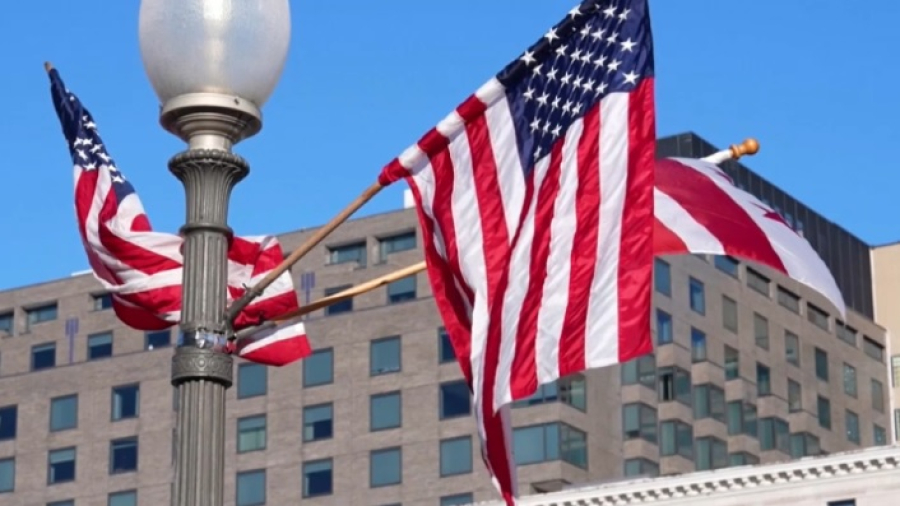 Анонсированный телефонный разговор Трампа и Путина начался