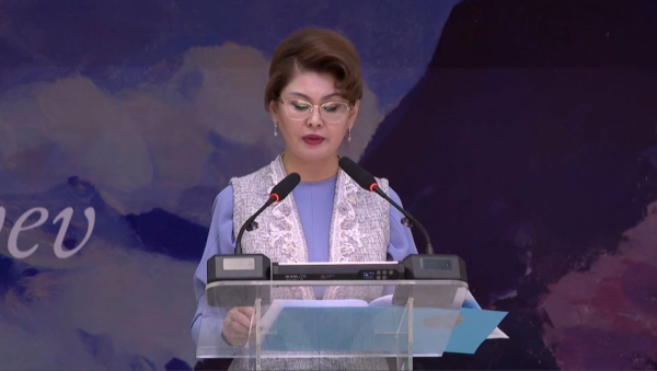 Алматыда суретші Орал Таңсықбаевтың 120 жылдық мерейтойына арналған көрме ашылды