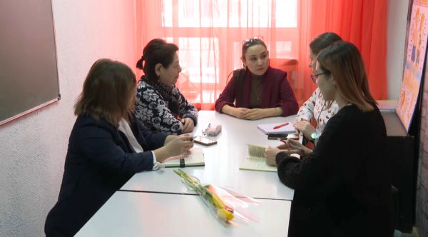 Көкшетаулық мұғалім ағылшын тілін ерекше тәсілмен оқытады