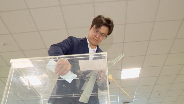 Председатель партии «Байтақ» проголосовал на выборах