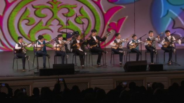 Детские творческие коллективы выступили во дворце «Жастар»