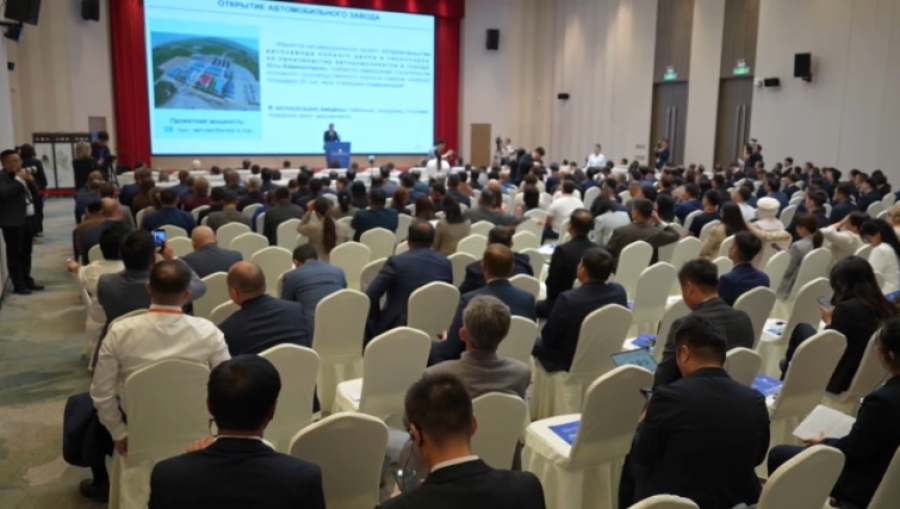 Казахстан и Китай налаживают торгово-логистические связи