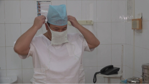 Хирург с золотыми руками: пациенты о враче из Уральска