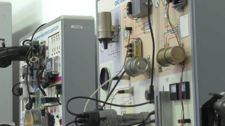 7407 грантов выделили на обучение в колледжах