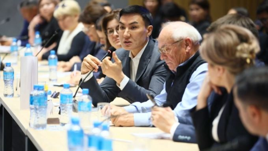 Шаккалиев: Торговля – источник занятости полутора миллионов человек