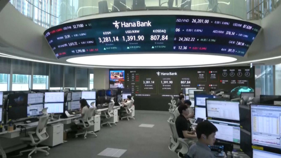 Рынки Азии снижаются из-за роста цен на нефть