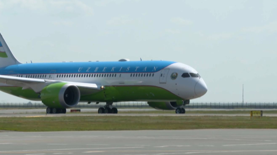 Шавкат Мирзиёев прибыл в Астану для участия в саммите «Центральная Азия - Китай»