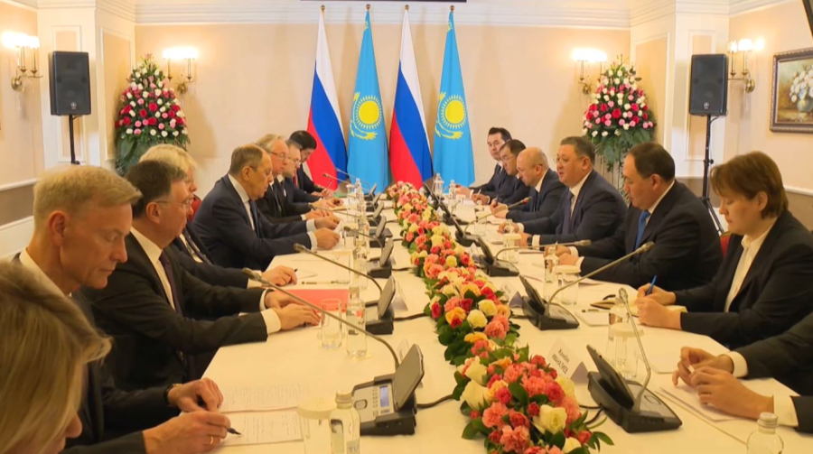Казахстан и Россия намерены увеличить товарооборот до $30 миллиардов