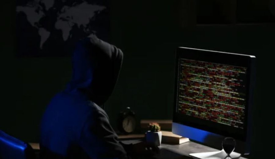 Президент призвал бороться с мошенниками и псевдопсихологами