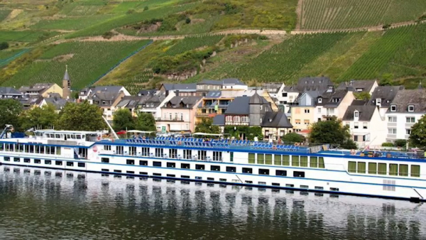 Амстердам вводит ограничения для крупных круизных лайнеров 