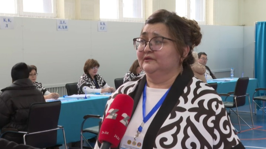 Как проходит голосование на столичном участке №254