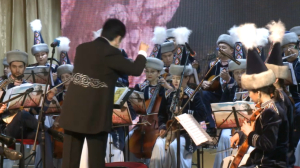«Нарын» халық аспаптар оркестрі Моңғолияда өнер көрсетеді