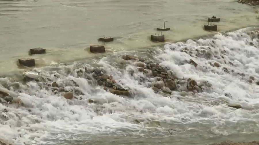 Дамбу и берега реки Бадам укрепляют в Шымкенте