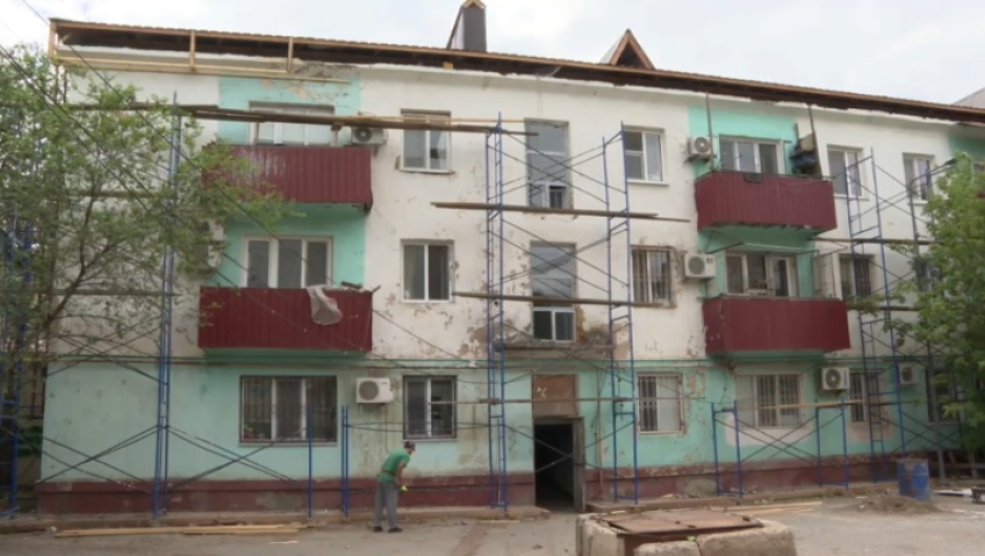 Старый жилой фонд обновляют в Атырау