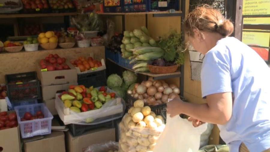 Прокуроры проверили цены на овощи и фрукты