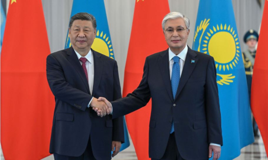 Қасым-Жомарт Тоқаев пен Си Цзиньпин келіссөз жүргізді