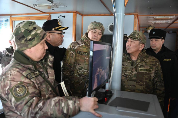 Отражение атак «шахид-катеров» и беспилотников: на Каспии прошли учения Военно-морских сил Казахстана