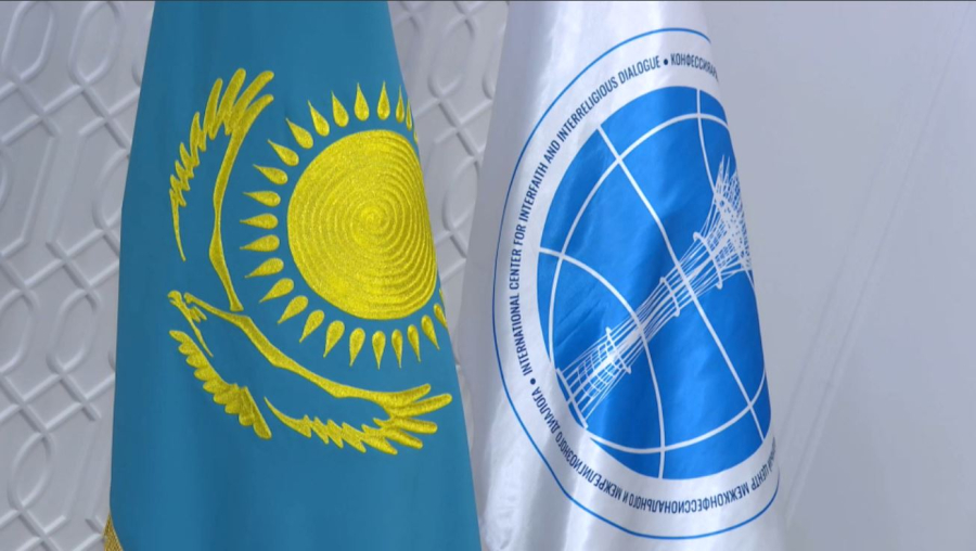 Әлемдік және дәстүрлі діндер лидерлерінің сьезіне кімдер келеді?