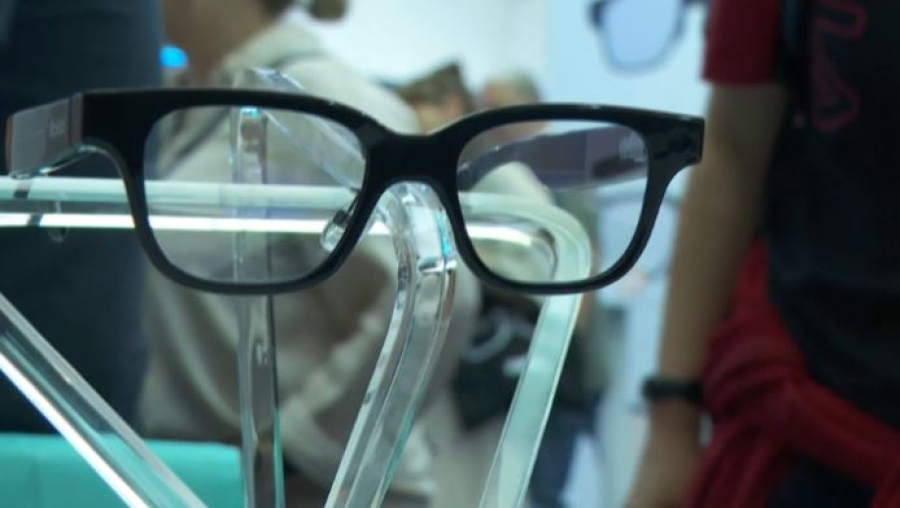 Қытай ғалымдары ақылды көзілдірік ойлап тапты