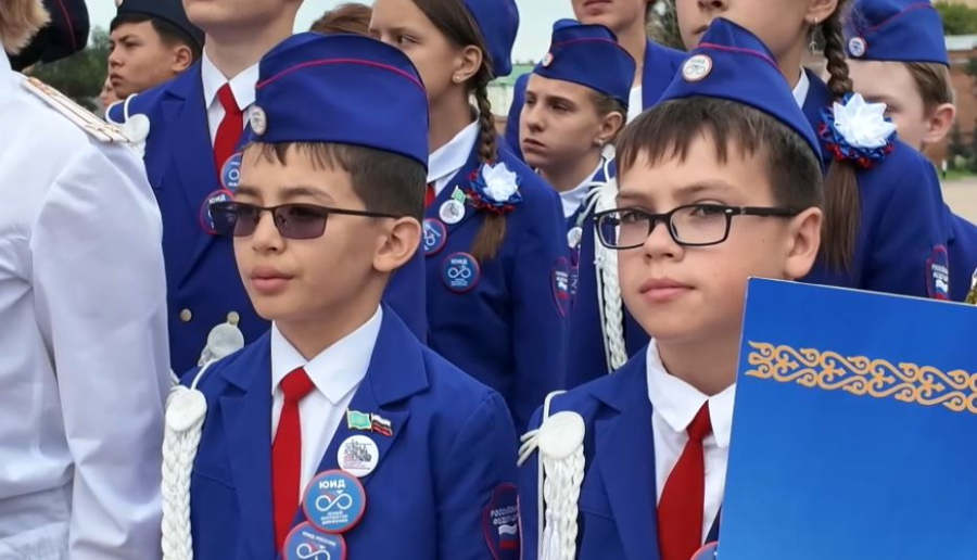 Юные инспекторы дорожного движения соревнуются в Костанае