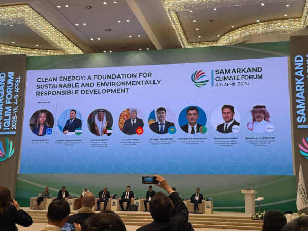 Энергетика вице-министрі Самарқандтағы жасыл энергетика форумына қатысты