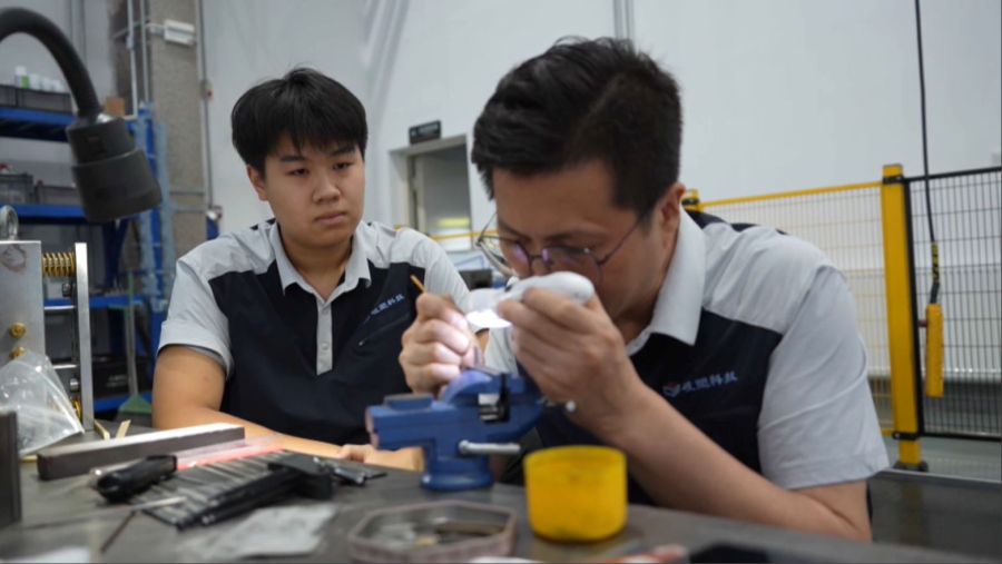 Қытайда жастардың 17%-і жұмыссыз жүр