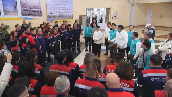 Члены штаба партии Amanat встретились с избирателями в Экибастузе