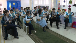 Акмолинские школьники присоединились к музыкальному челленджу