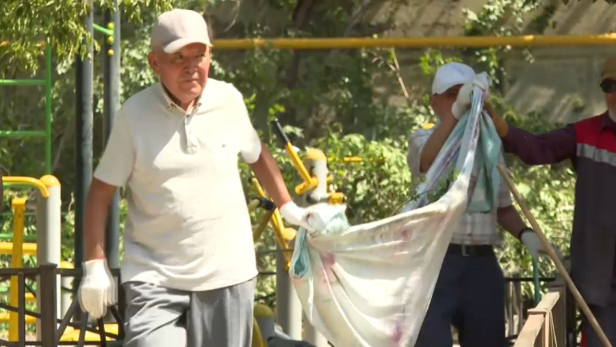 Шымкентте бірқатар тұрғын үй ауласы тазартылды